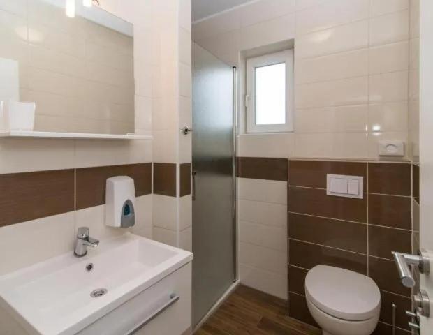 Rooms & Apartment Mama Mia Malinska Exteriér fotografie