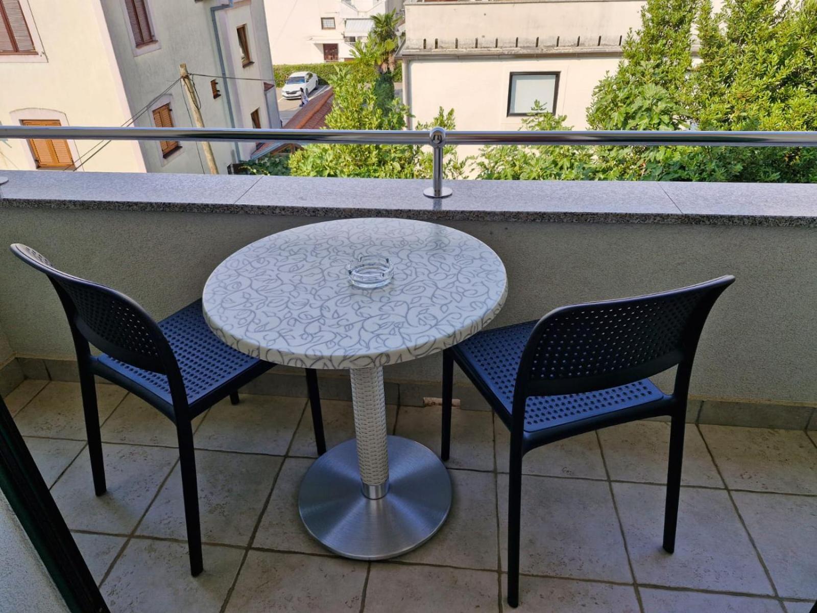 Rooms & Apartment Mama Mia Malinska Exteriér fotografie