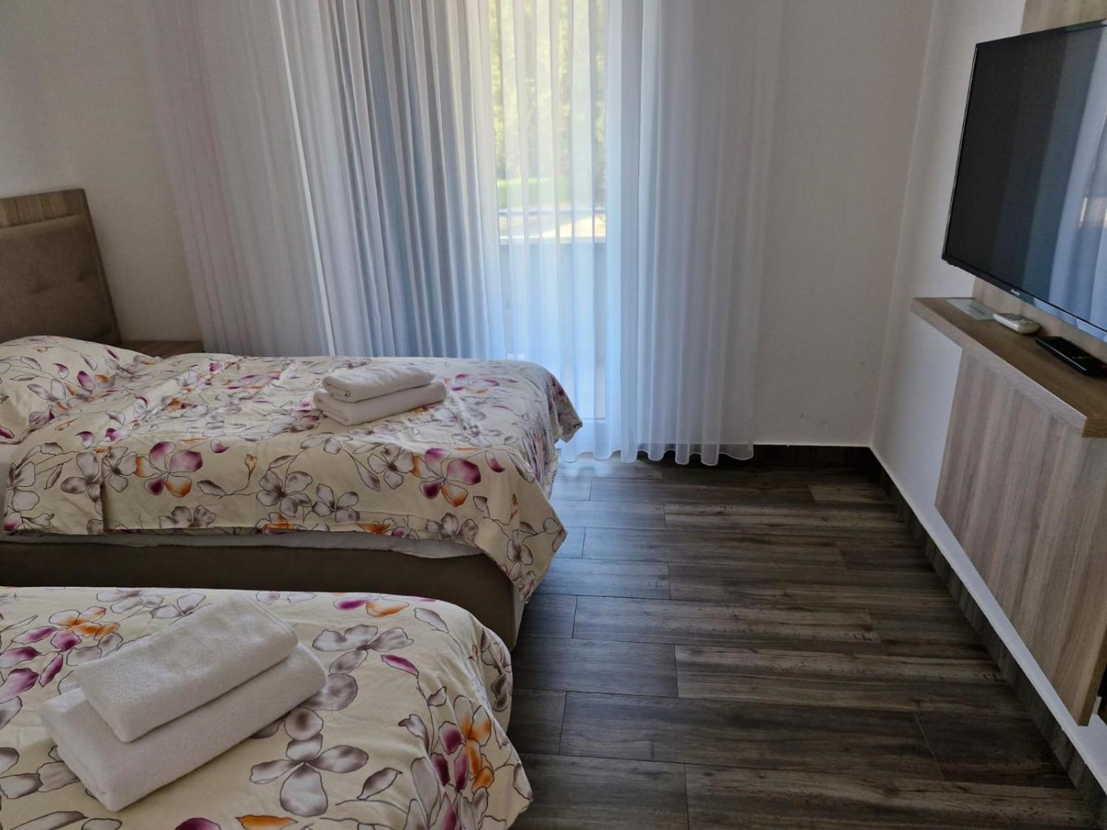 Rooms & Apartment Mama Mia Malinska Exteriér fotografie